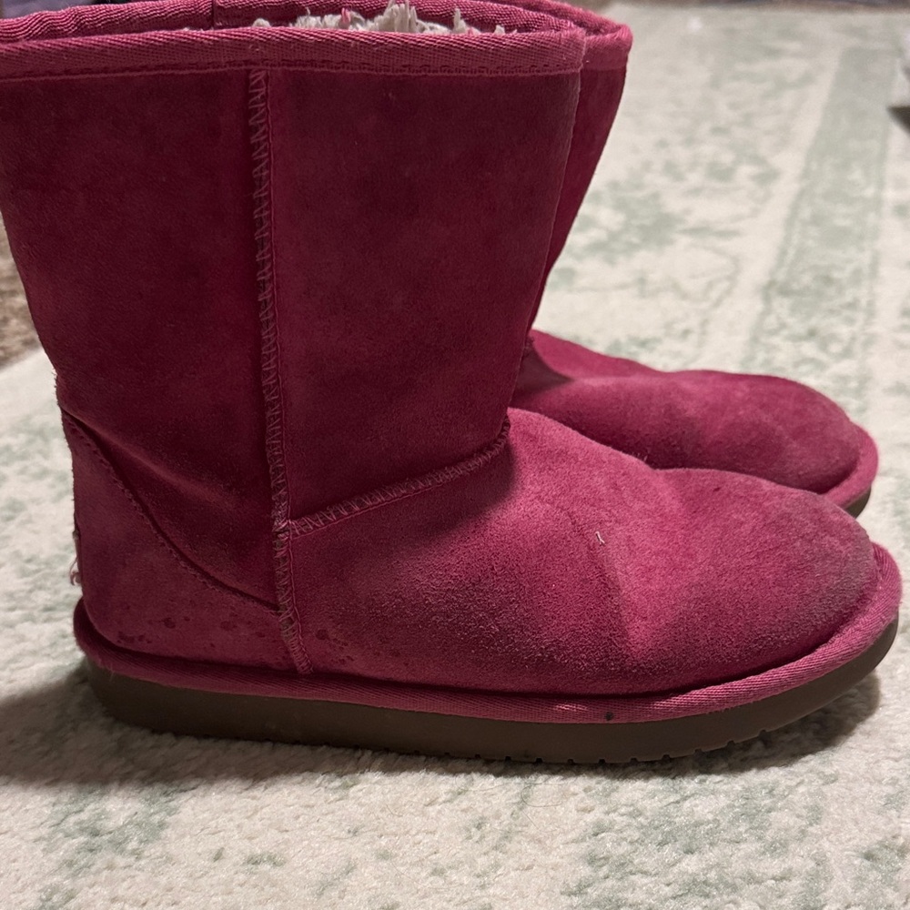 Koolaburra Fuchsia Suede Boots